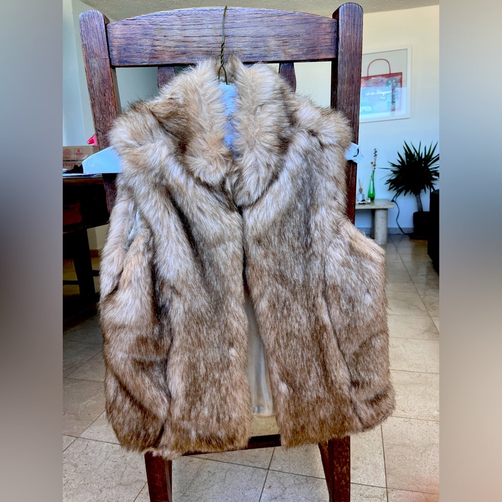 VINTAGE ✨faux fur vest